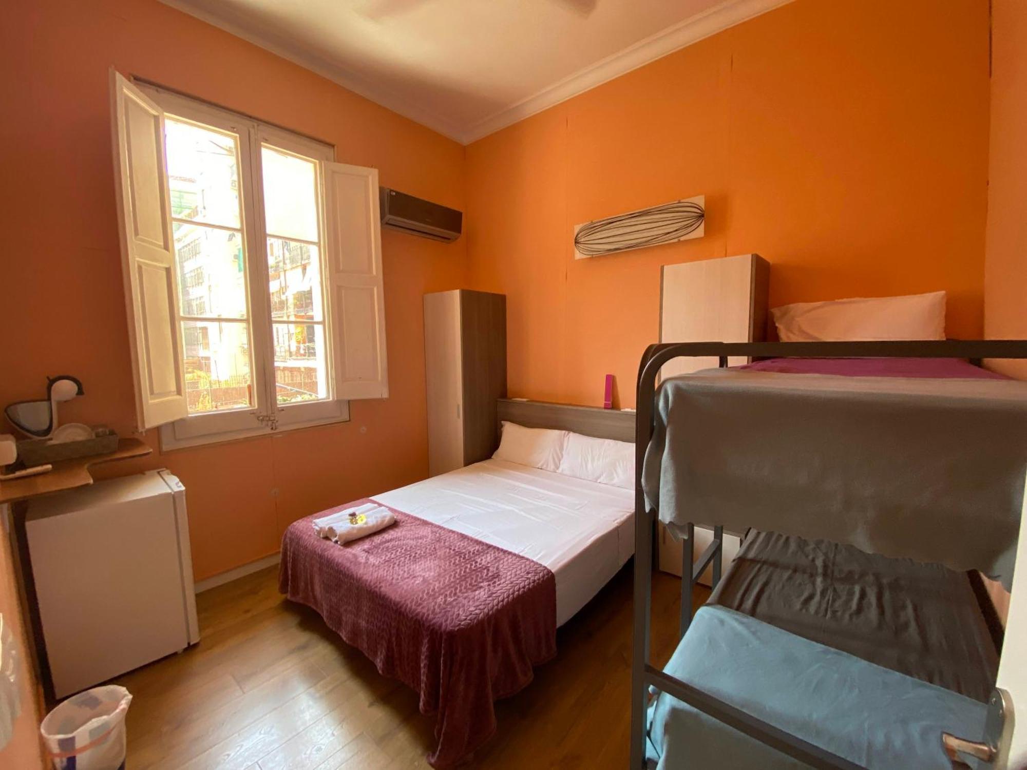Sant Antoni Hostal, Sustainable Tourism 바르셀로나 외부 사진